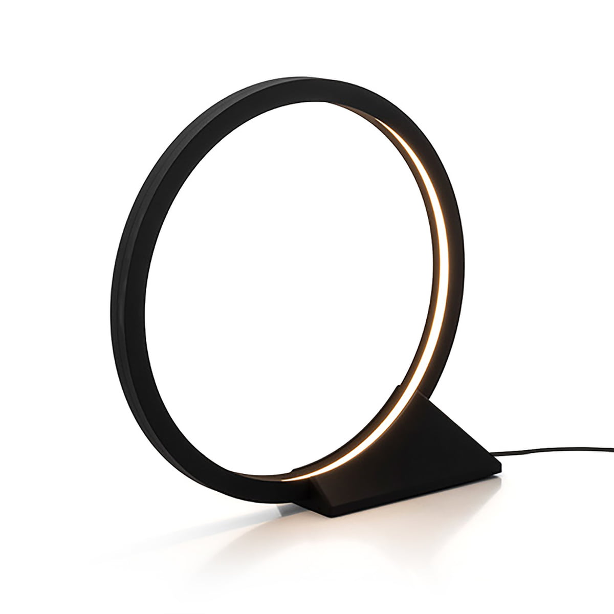 ''O'' outdoor floor lamp