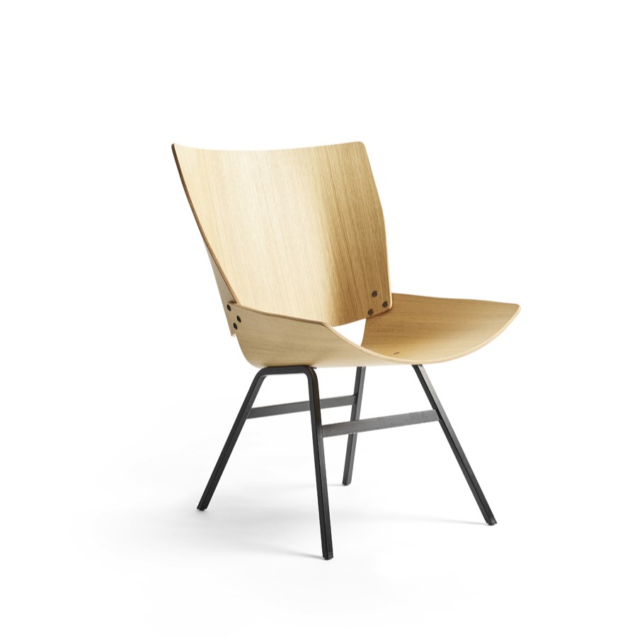 SHELL lounge chair in oak wood